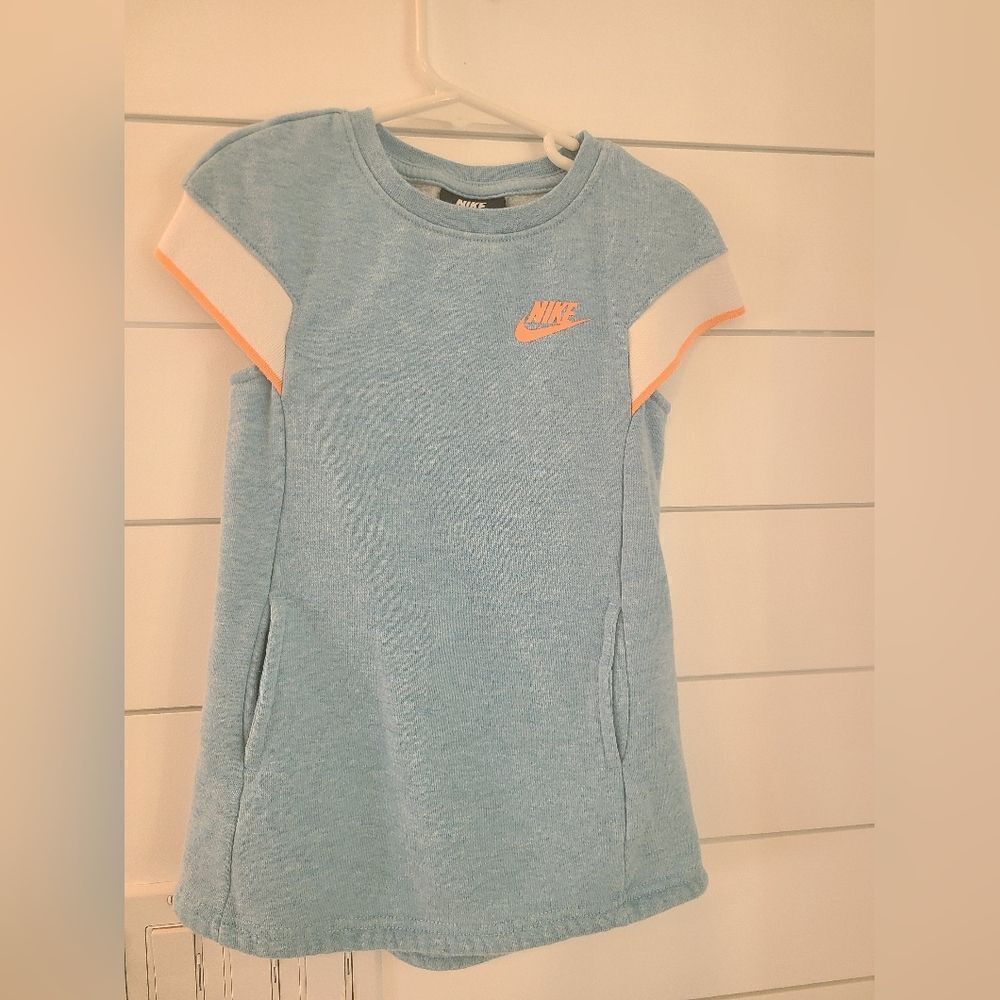 Nike Athletic Dress Kangaroo Pocket Girls Large Blue White Fleece Blend …
